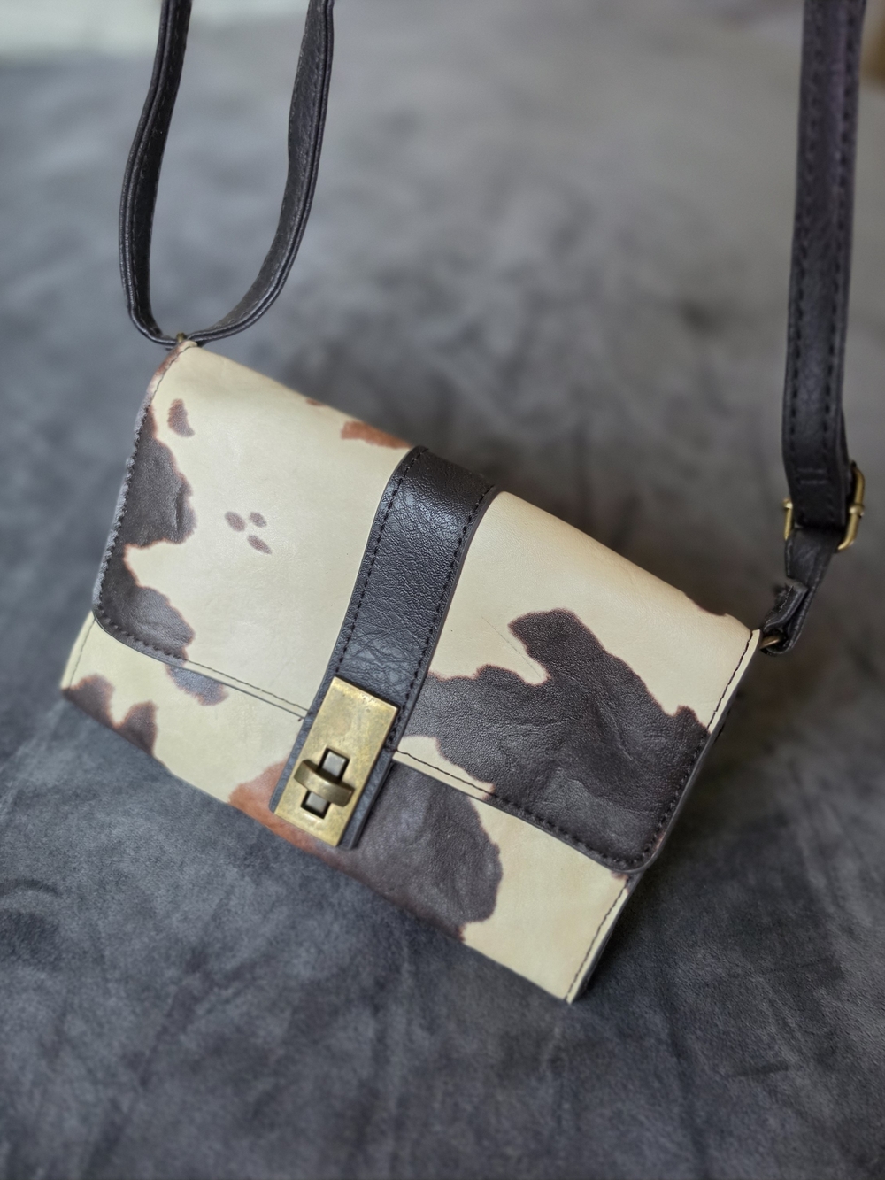 Cream & Brown Cowhide Crossbody Bag with Dark Brown Trim